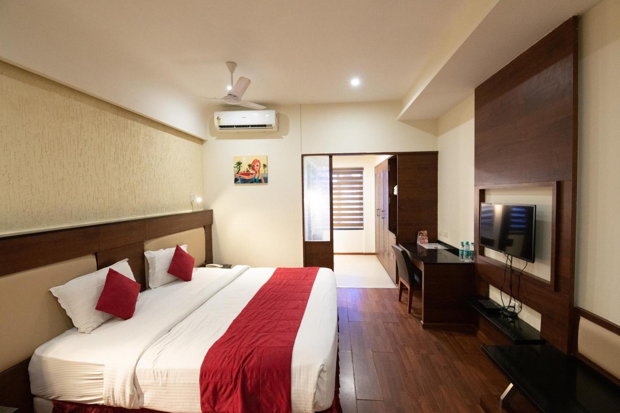 โรงแรม ไฮพอยต์ Tiruchirappalli ภายนอก รูปภาพ